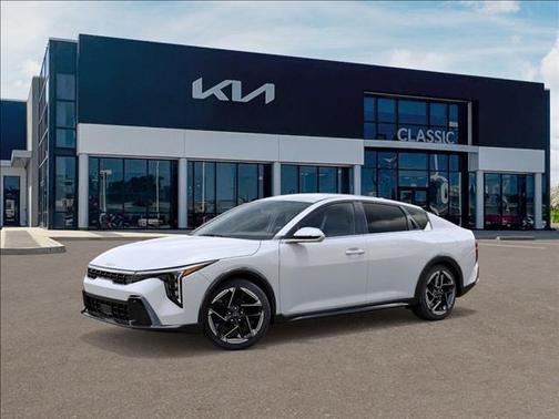 2025 Kia K4 GT-Line