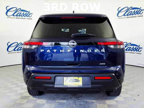 2022 Nissan Pathfinder S