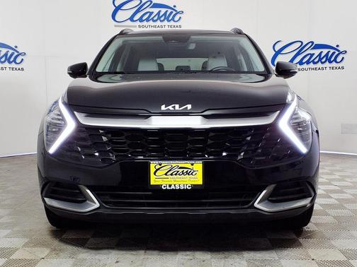 Ebony Black 2025 Kia Sportage EX