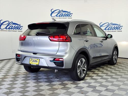 2022 Kia Niro EV EX