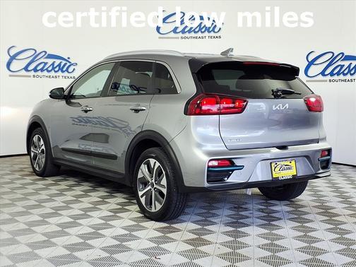 2022 Kia Niro EV EX