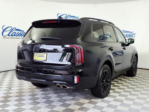 Ebony Black 2025 Kia Telluride SX-Prestige X-Line