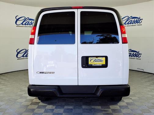 2014 Chevrolet Express 2500 LS