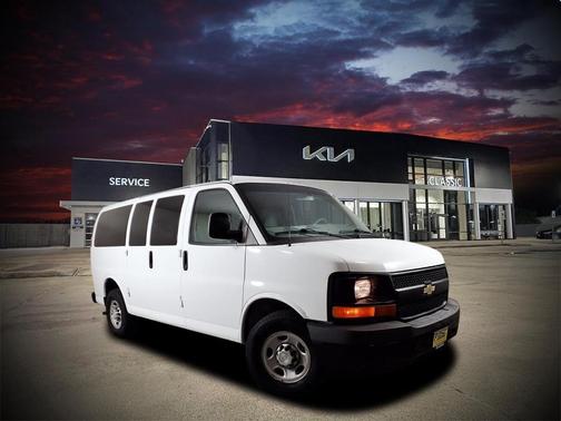 2014 Chevrolet Express 2500 LS