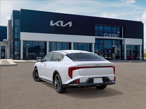 2025 Kia K4 GT-Line Turbo