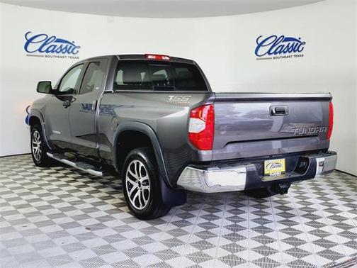 2017 Toyota Tundra SR