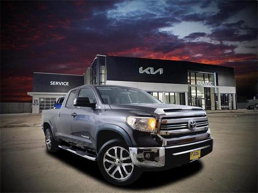 2017 Toyota Tundra SR