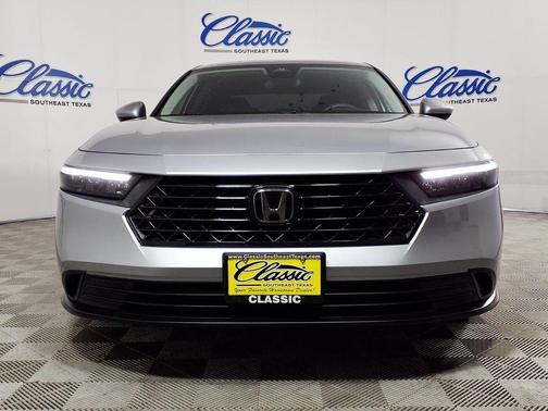 Lunar Silver Metallic 2023 Honda Accord LX