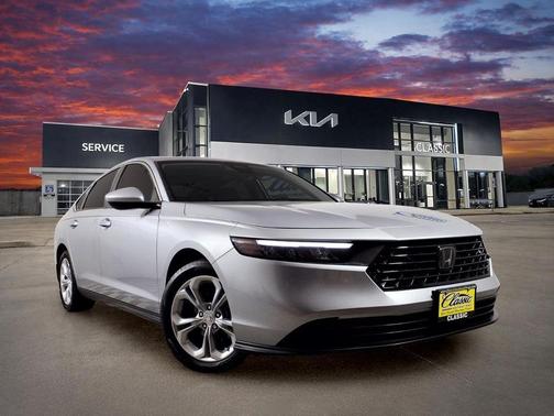 Lunar Silver Metallic 2023 Honda Accord LX