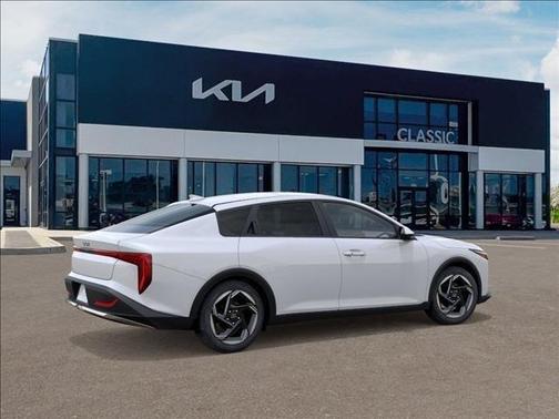 2025 Kia K4 EX