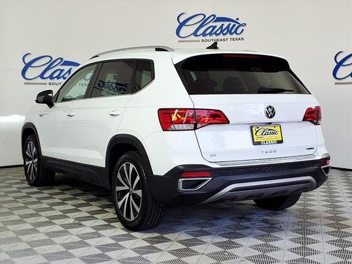 2022 Volkswagen Taos 1.5T SE