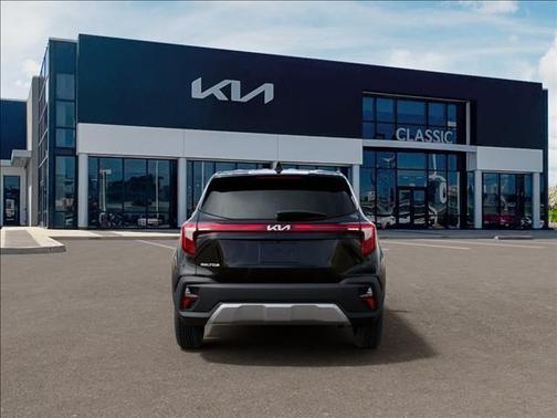 Black 2026 Kia Seltos LX