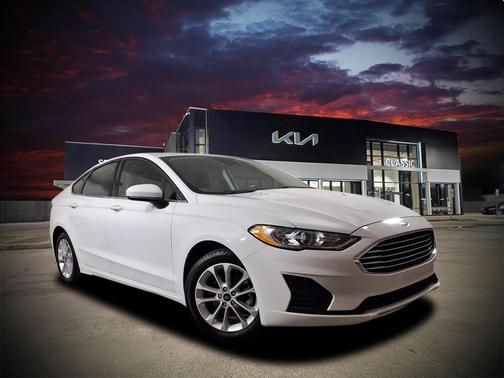 2020 Ford Fusion Hybrid SE