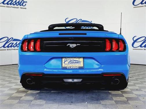 2023 Ford Mustang EcoBoost Premium