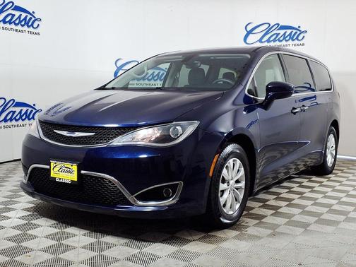 Jazz Blue 2018 Chrysler Pacifica Touring Plus