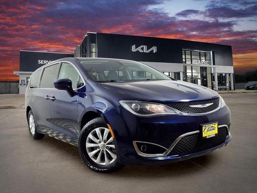 Jazz Blue 2018 Chrysler Pacifica Touring Plus