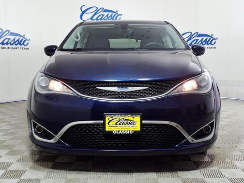 Jazz Blue 2018 Chrysler Pacifica Touring Plus
