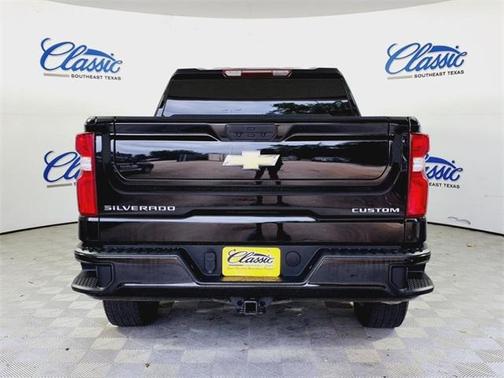 2022 Chevrolet Silverado 1500 Limited Custom