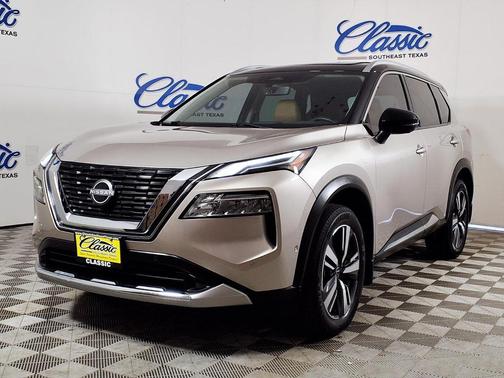 2 Tone Champagne Black Roof 2023 Nissan Rogue Platinum