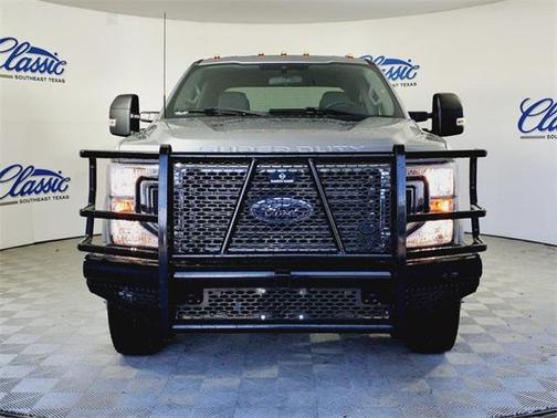 2022 Ford F-350 XLT
