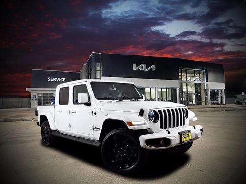 2023 Jeep Gladiator Overland