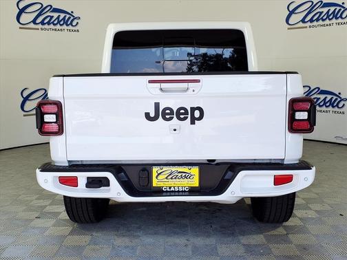 2023 Jeep Gladiator Overland