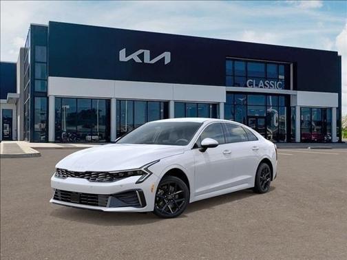2025 Kia K5 LXS