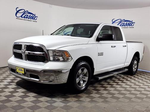 2016 RAM 1500 SLT