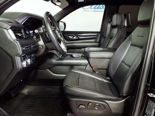 Onyx Black 2023 GMC Yukon XL Denali