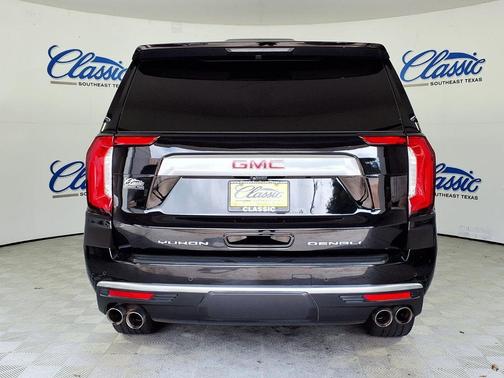 Onyx Black 2023 GMC Yukon XL Denali