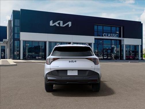 White Pearl 2026 Kia Sportage X-Line