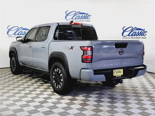 2023 Nissan Frontier PRO-X