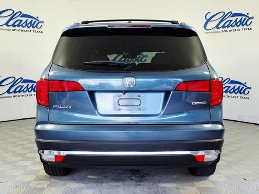 Steel Sapphire Metallic 2018 Honda Pilot Touring