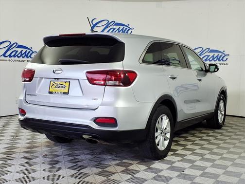 2019 Kia Sorento L