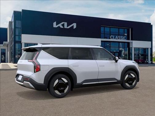 2026 Kia EV9 Light Long Range