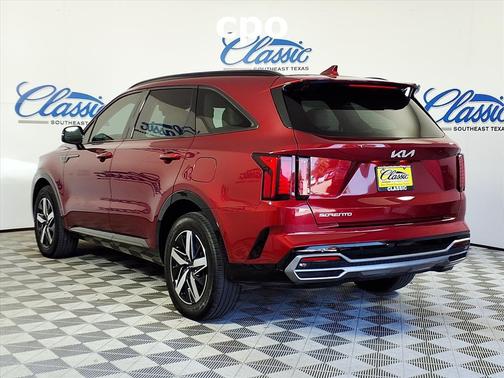 2023 Kia Sorento S