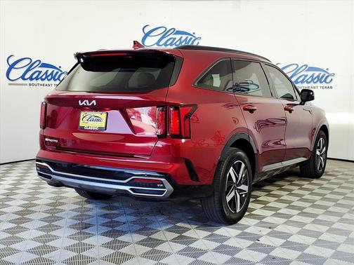 2023 Kia Sorento S