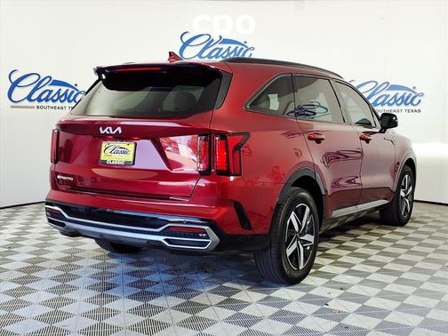 2023 Kia Sorento S