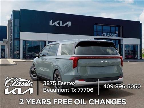 Green 2027 Kia Carnival EX