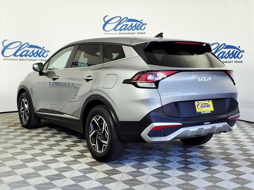 2024 Kia Sportage LX