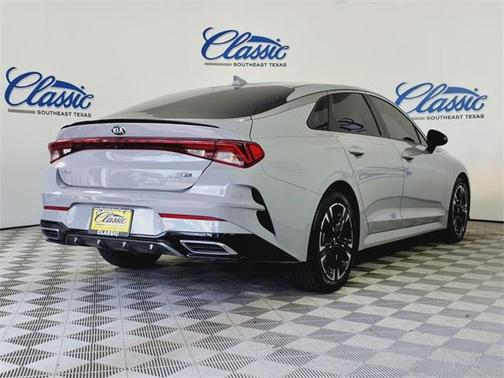 2021 Kia K5 GT-Line