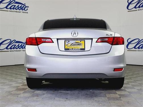 2013 Acura ILX 2.0L