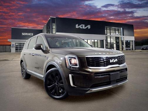 Moss Green 2022 Kia Telluride S