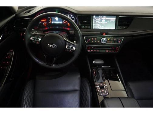 2017 Kia Cadenza SX Limited