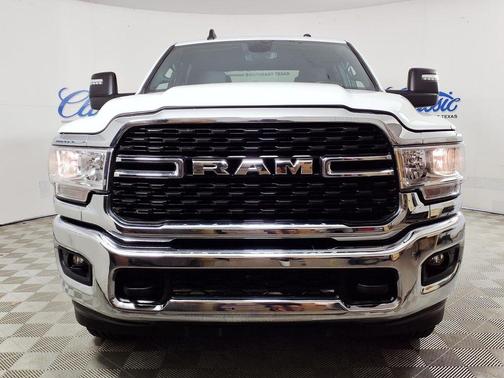 Bright White Clearcoat 2024 RAM 2500 Big Horn