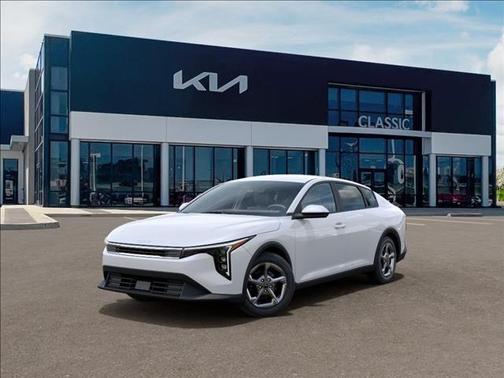 White Pearl 2026 Kia K4 LXS