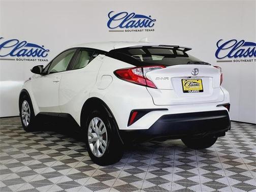2020 Toyota C-HR LE