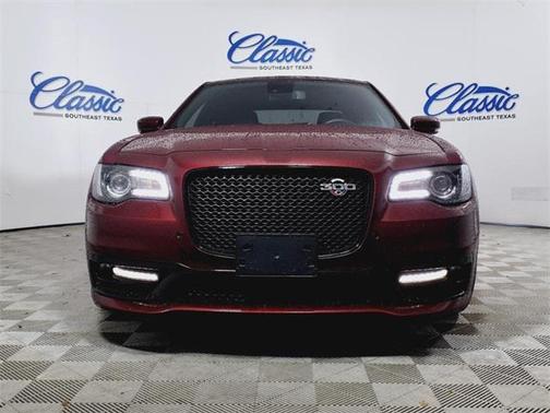 2023 Chrysler 300