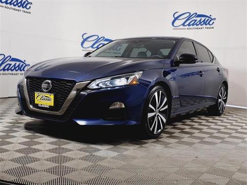 2021 Nissan Altima 2.0 SR