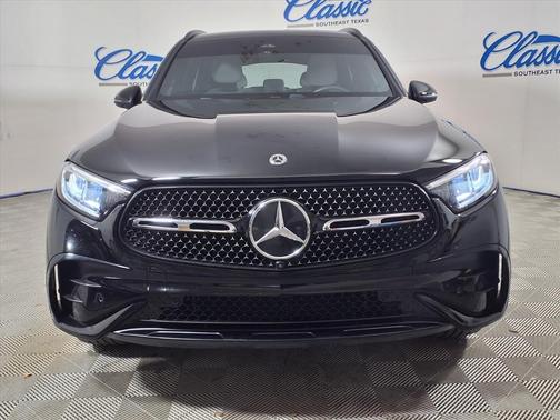 2025 Mercedes-Benz GLC 300 Base